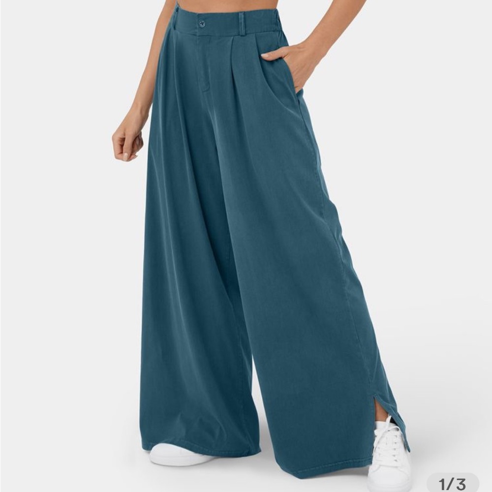 Size Lrg Halara High Waisted Button Zipper Plicated Side Pocket Split Hem Wi